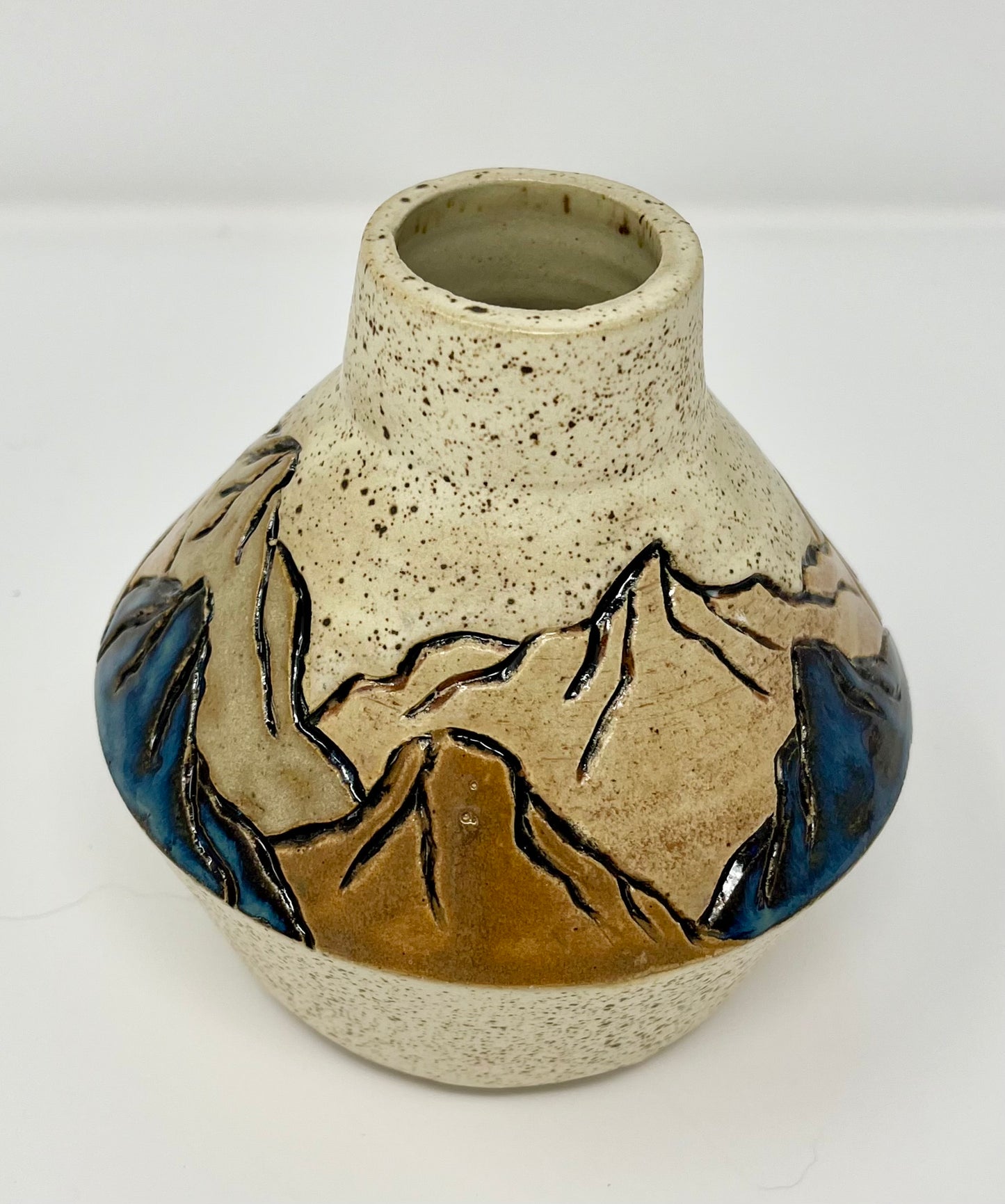 Mountain Vase